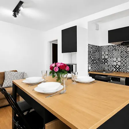 Elegant T2 Avec Balcon, Parking Et Climatisation 公寓 *