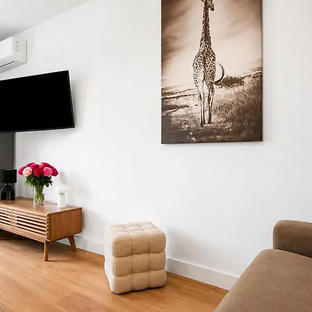 Lejlighed Elegant T2 Avec Balcon, Parking Et Climatisation *