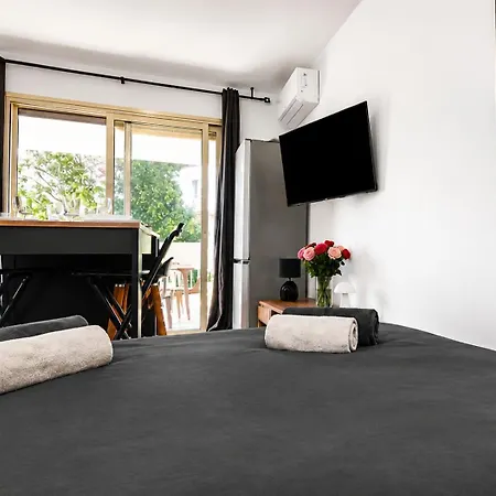 公寓 Elegant T2 Avec Balcon, Parking Et Climatisation *